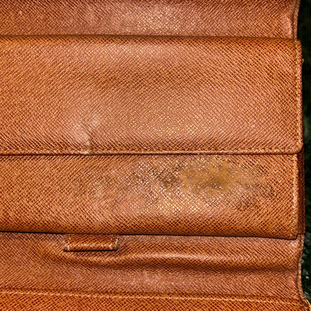 Louis Vuitton Sara Wallet - Picture 7 of 11